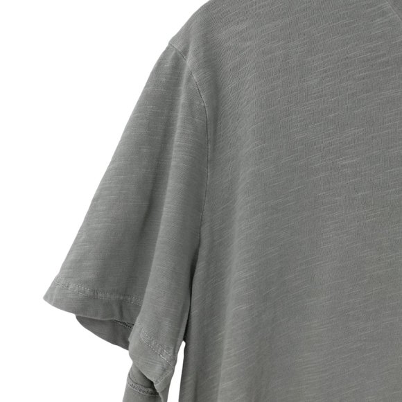 Buck Mason V-neck Slub Curved Hem T-Shirt Size S New NWT Green Short Sleeve - Picture 4 of 11